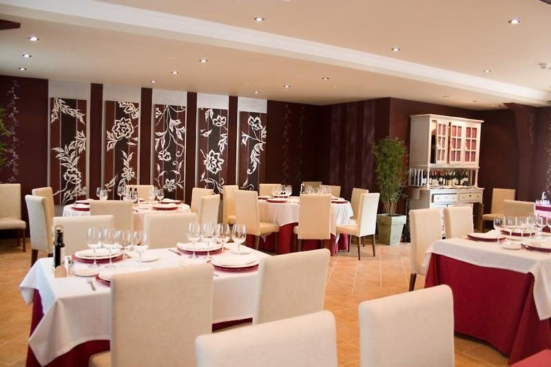 Cason De La Marquesa Hotel Pedredo Restaurant photo
